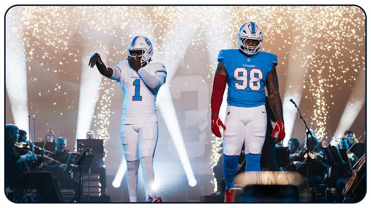 Tennessee Titans Logo Reveal – The Pinnacle, Nashville